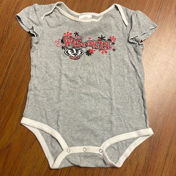 Russell Athletic Other - Wisconsin Badge One Piece for Baby